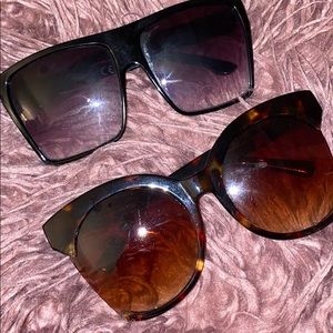 Bundle of sunglassss